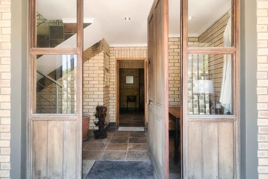 4 Bedroom Property for Sale in Pearly Beach Western Cape